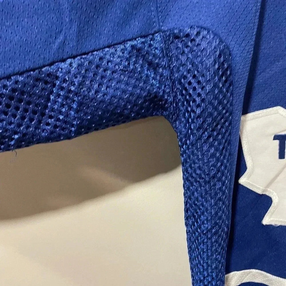 Vintage Toronto Maple Leafs CCM  NHL Jersey - Picture 6 of 11